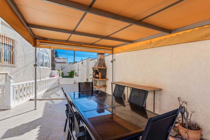 Image No.40-5 Bed Villa for sale