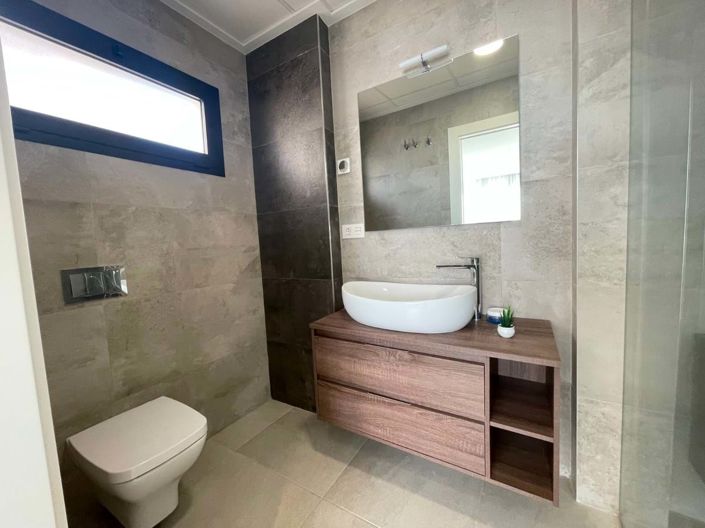 Image No.8-3 Bed Villa for sale