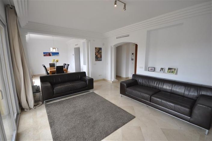 Image No.12-3 Bed Apartment for sale