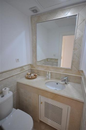 Image No.27-3 Bed Apartment for sale