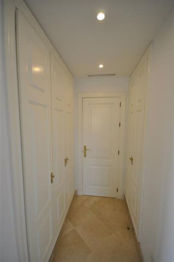 Image No.33-3 Bed Apartment for sale