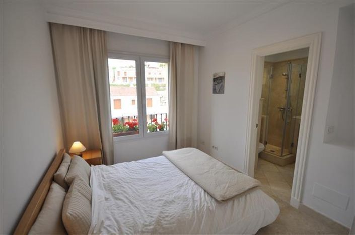 Image No.34-3 Bed Apartment for sale