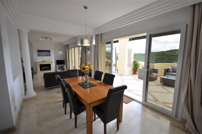 Image No.7-3 Bed Apartment for sale