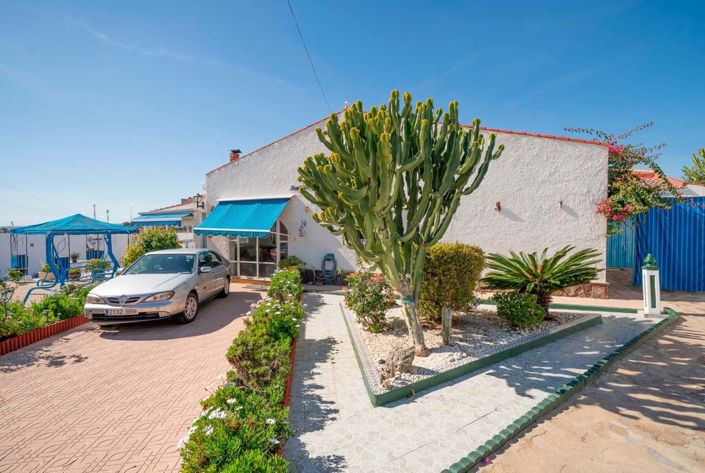 Image No.6-4 Bed Villa for sale