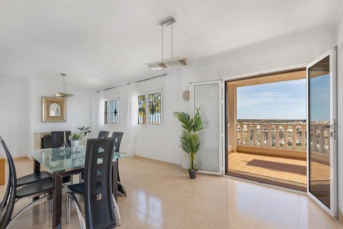 Image No.4-Villa de 5 chambres à vendre à Ciudad Quesada