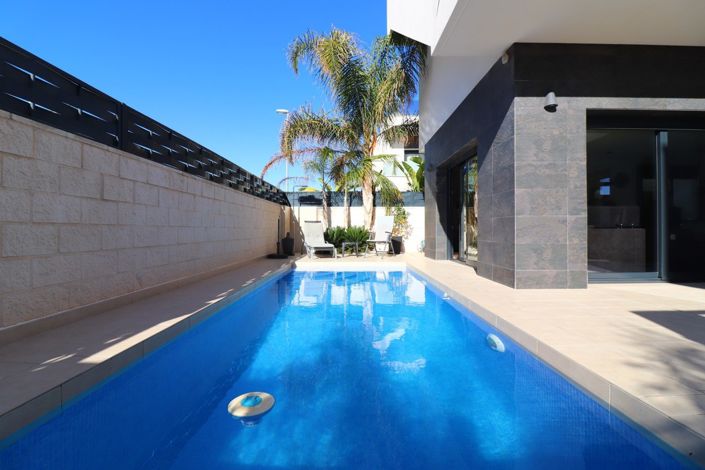 Image No.2-Villa de 3 chambres à vendre à Benijofar