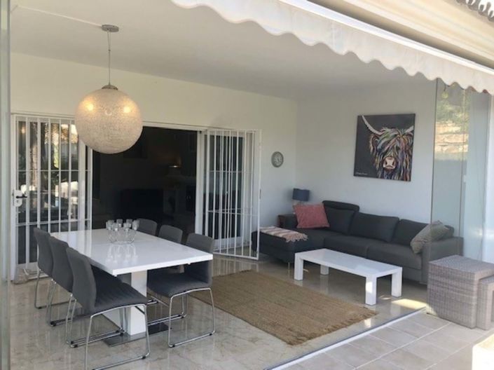 Image No.17-3 Bed Townhouse for sale