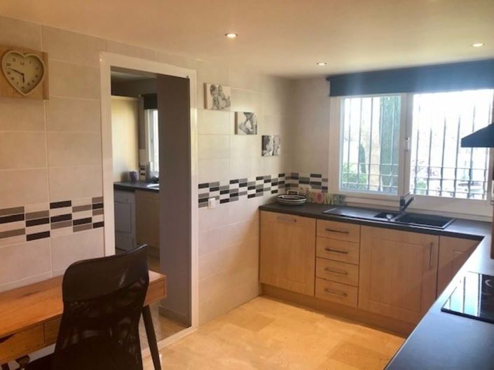 Image No.9-3 Bed Townhouse for sale