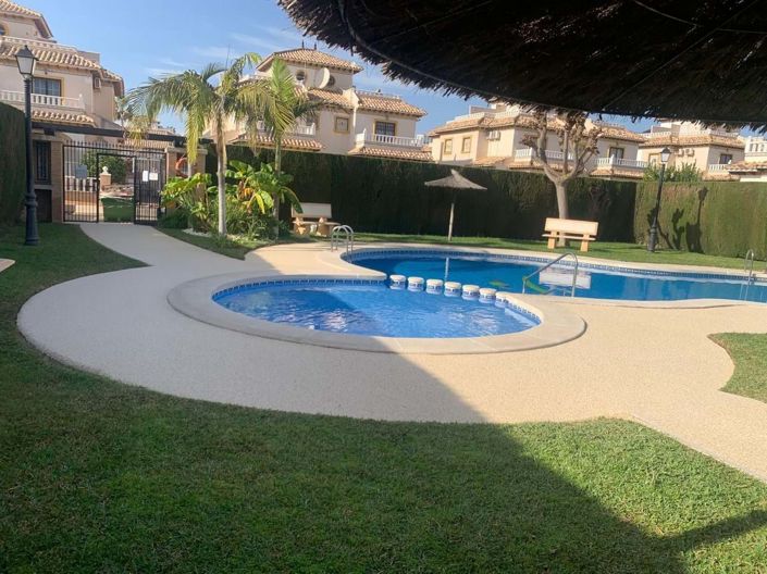 Image No.19-Appartement de 2 chambres à vendre à Orihuela Costa