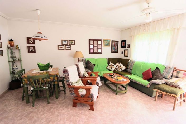 Image No.2-3 Bed Townhouse for sale