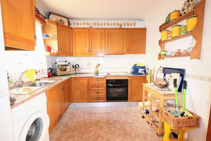 Image No.6-3 Bed Townhouse for sale