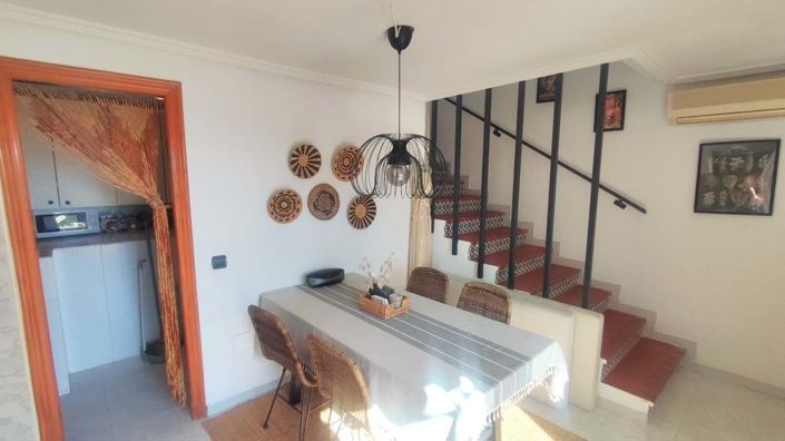 Image No.15-3 Bed Townhouse for sale