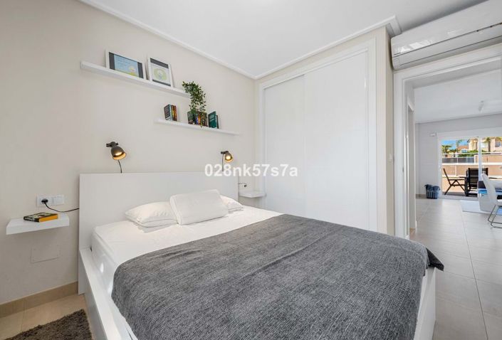 Image No.16-3 Bed Townhouse for sale