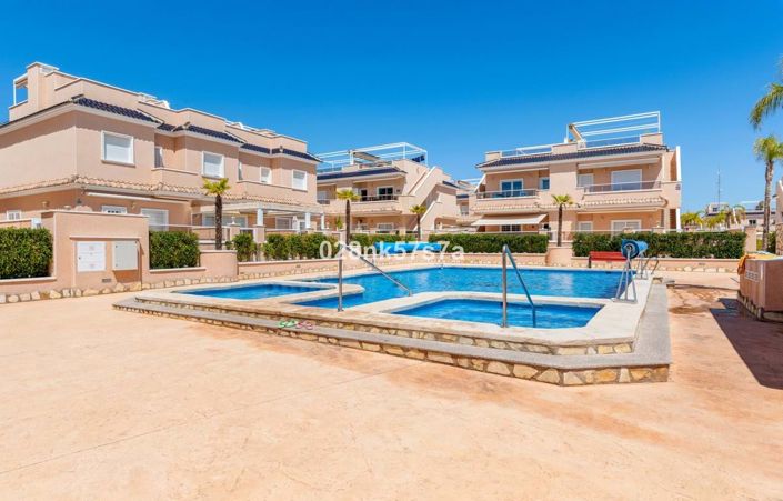 Image No.36-3 Bed Townhouse for sale