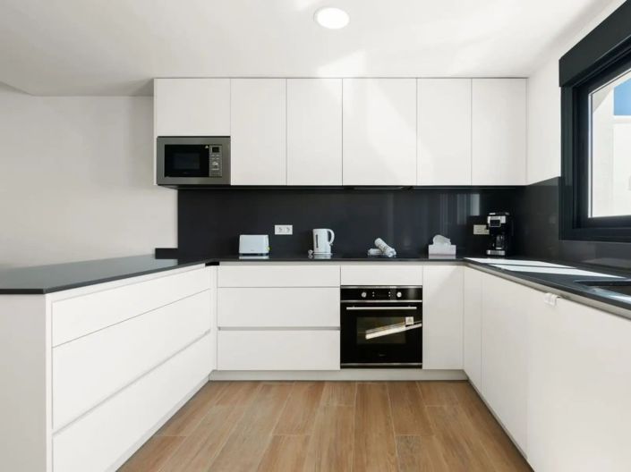 Image No.4-3 Bed Townhouse for sale