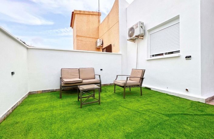 Image No.21-2 Bed Villa for sale