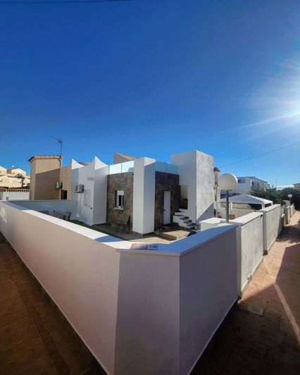 Image No.22-2 Bed Villa for sale