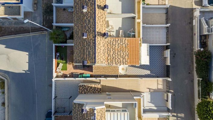 Image No.17-3 Bed Townhouse for sale