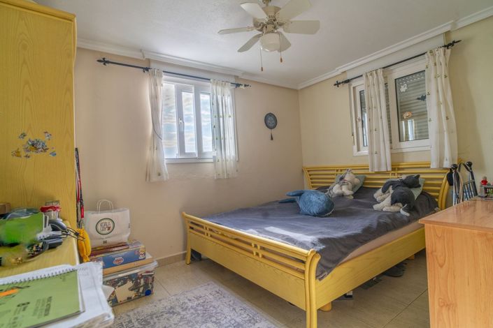 Image No.7-3 Bed Townhouse for sale