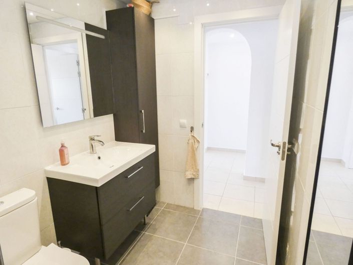 Image No.11-5 Bed Villa for sale