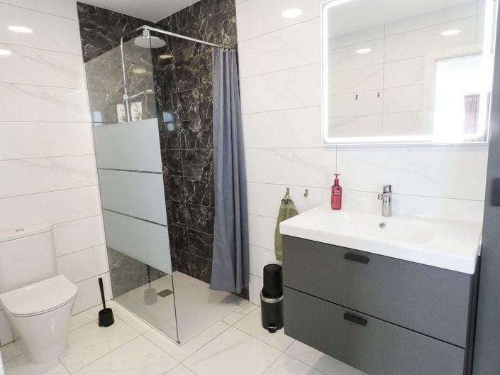 Image No.31-5 Bed Villa for sale