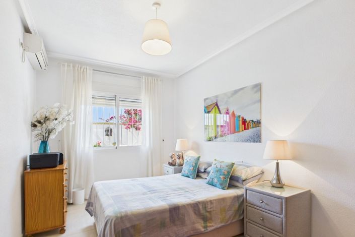 Image No.19-3 Bed Villa for sale