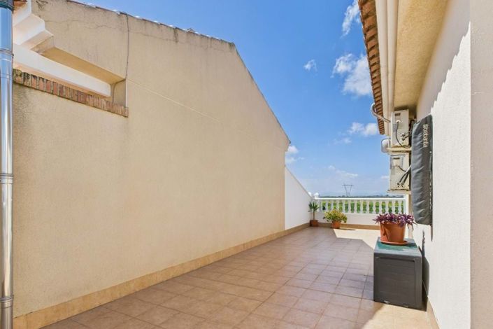 Image No.32-3 Bed Villa for sale