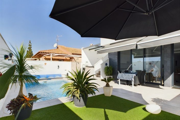 Image No.2-3 Bed Villa for sale