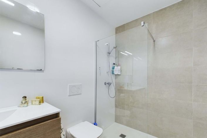 Image No.22-3 Bed Villa for sale