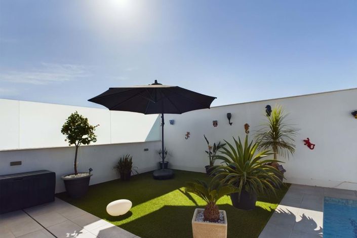 Image No.4-3 Bed Villa for sale