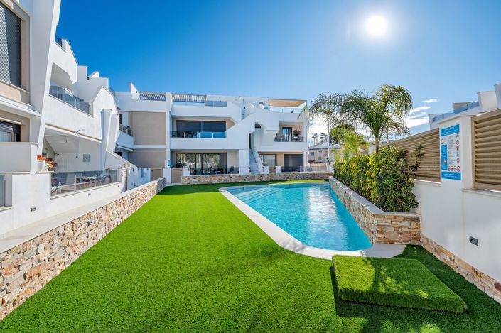 Image No.22-2 Bed Apartment for sale