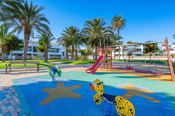 Image No.27-2 Bed Apartment for sale