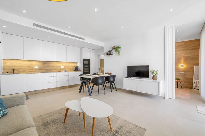 Image No.8-2 Bed Apartment for sale