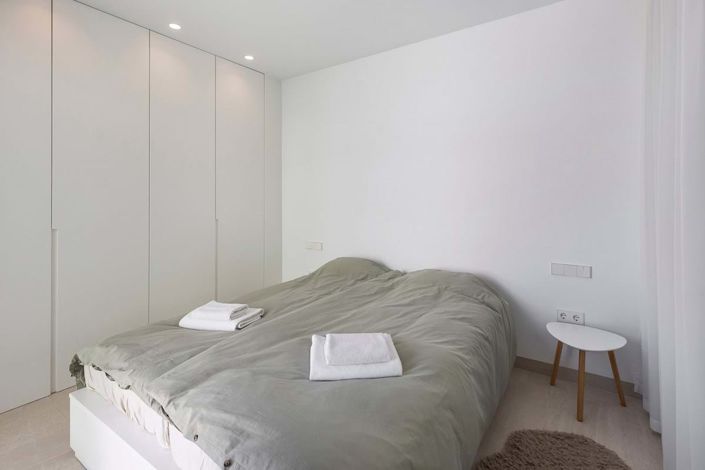 Image No.28-3 Bed Villa for sale