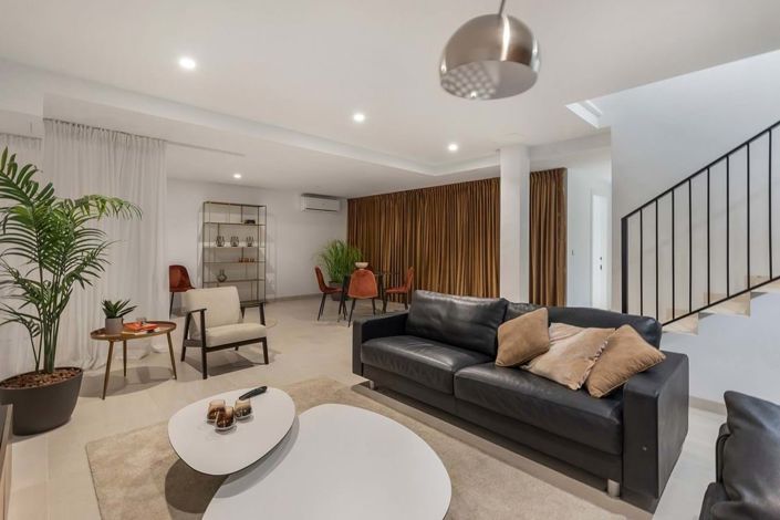 Image No.4-3 Bed Villa for sale