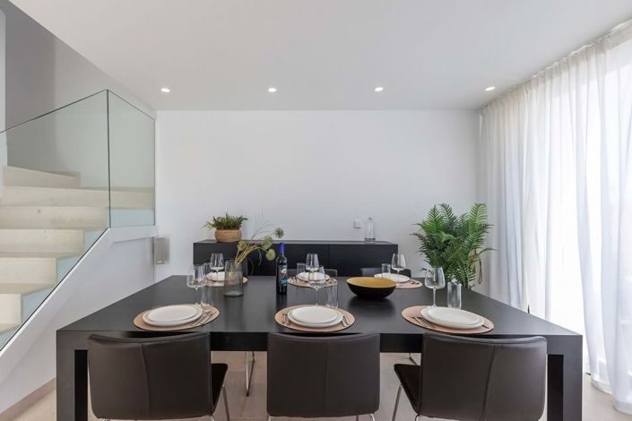 Image No.7-3 Bed Villa for sale