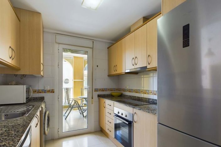 Image No.18-3 Bed Apartment for sale