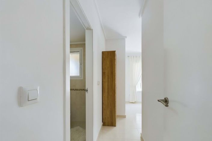 Image No.26-3 Bed Apartment for sale