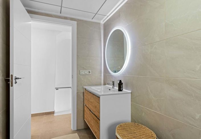 Image No.21-3 Bed Villa for sale