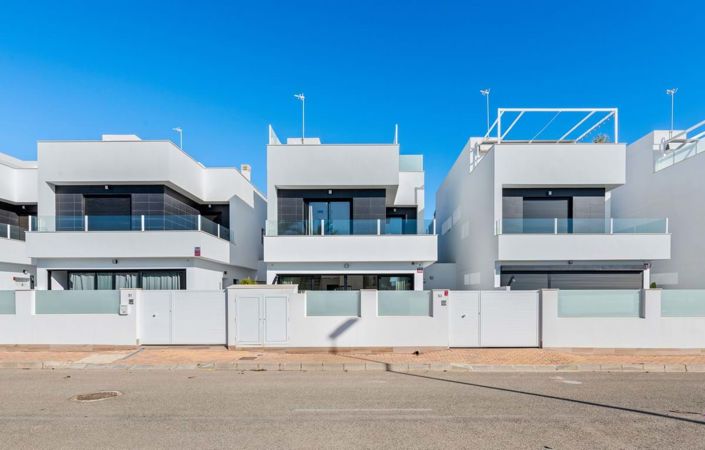 Image No.30-3 Bed Villa for sale