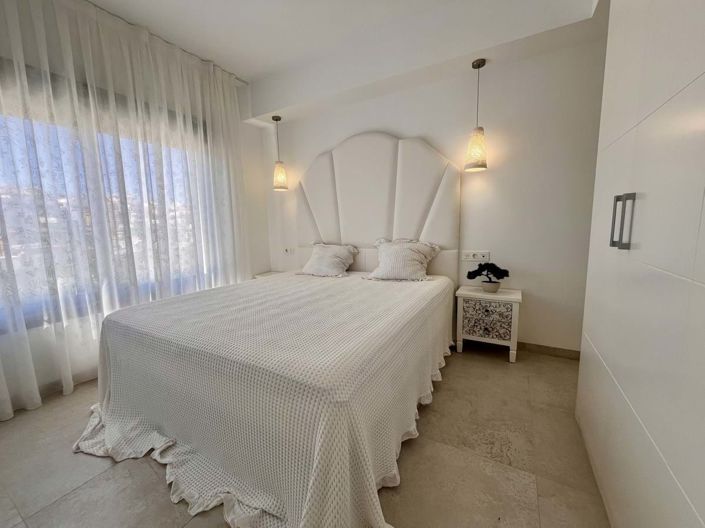 Image No.7-3 Bed Townhouse for sale