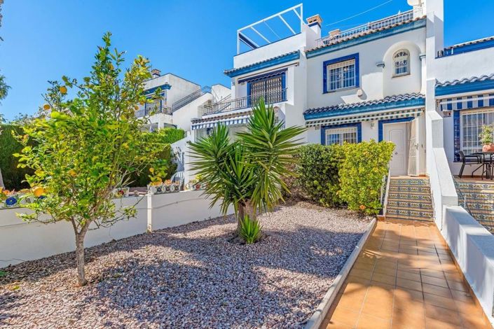 Image No.2-2 Bed Townhouse for sale