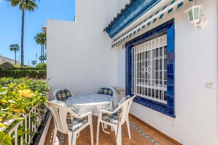 Image No.22-2 Bed Townhouse for sale