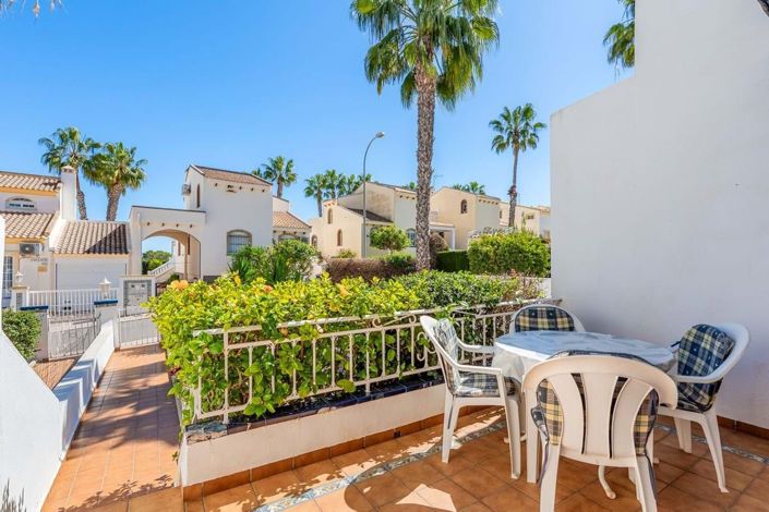 Image No.4-2 Bed Townhouse for sale