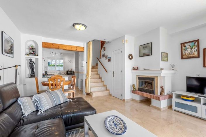 Image No.5-2 Bed Townhouse for sale