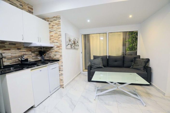 Image No.27-5 Bed Villa for sale