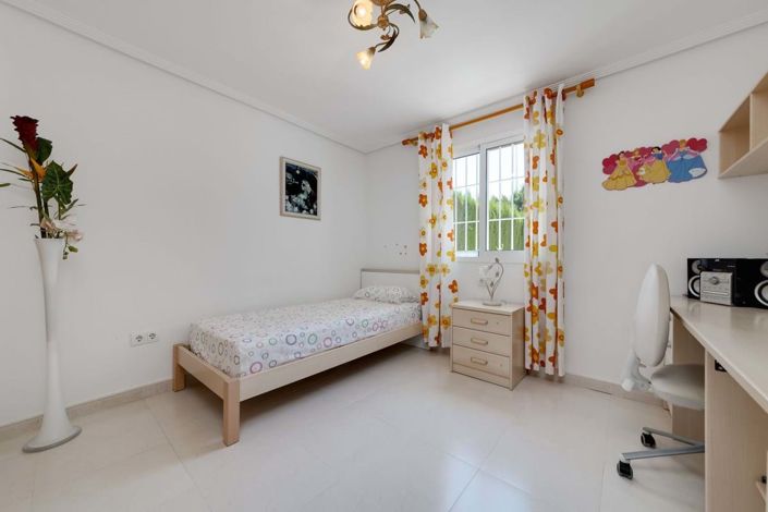 Image No.24-Maison de ville de 3 chambres à vendre à Orihuela