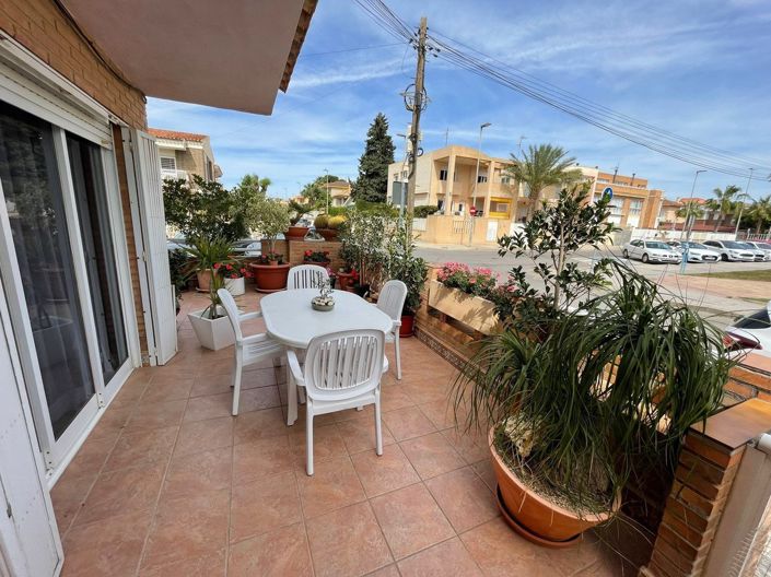 Image No.1-5 Bed Townhouse for sale