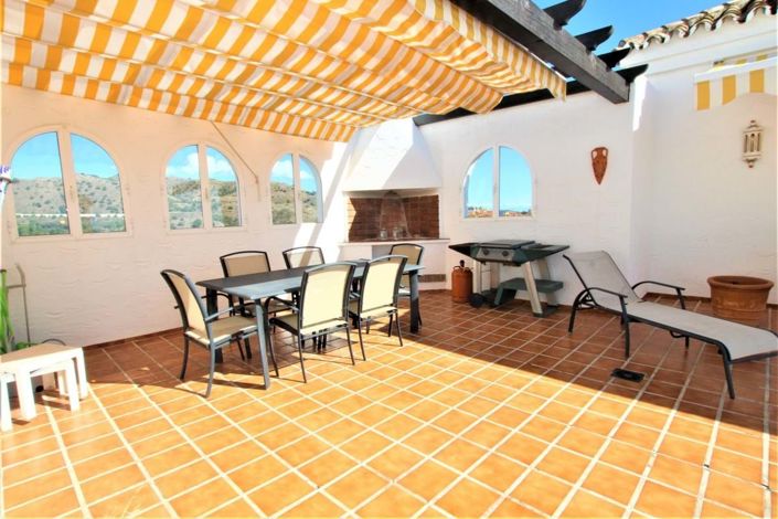 Image No.14-3 Bed Apartment for sale