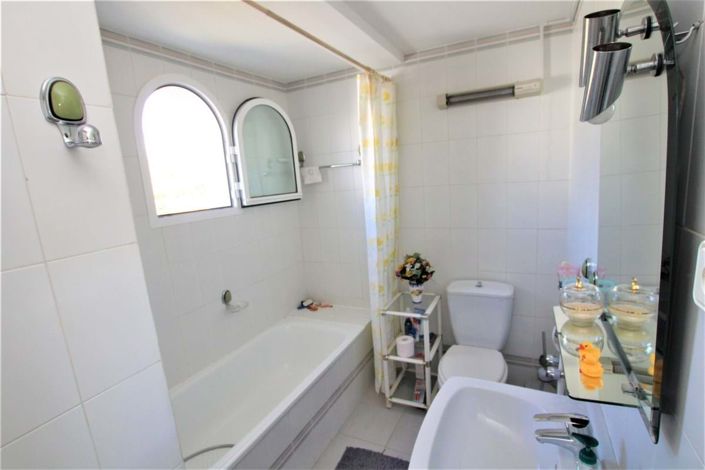 Image No.9-3 Bed Apartment for sale